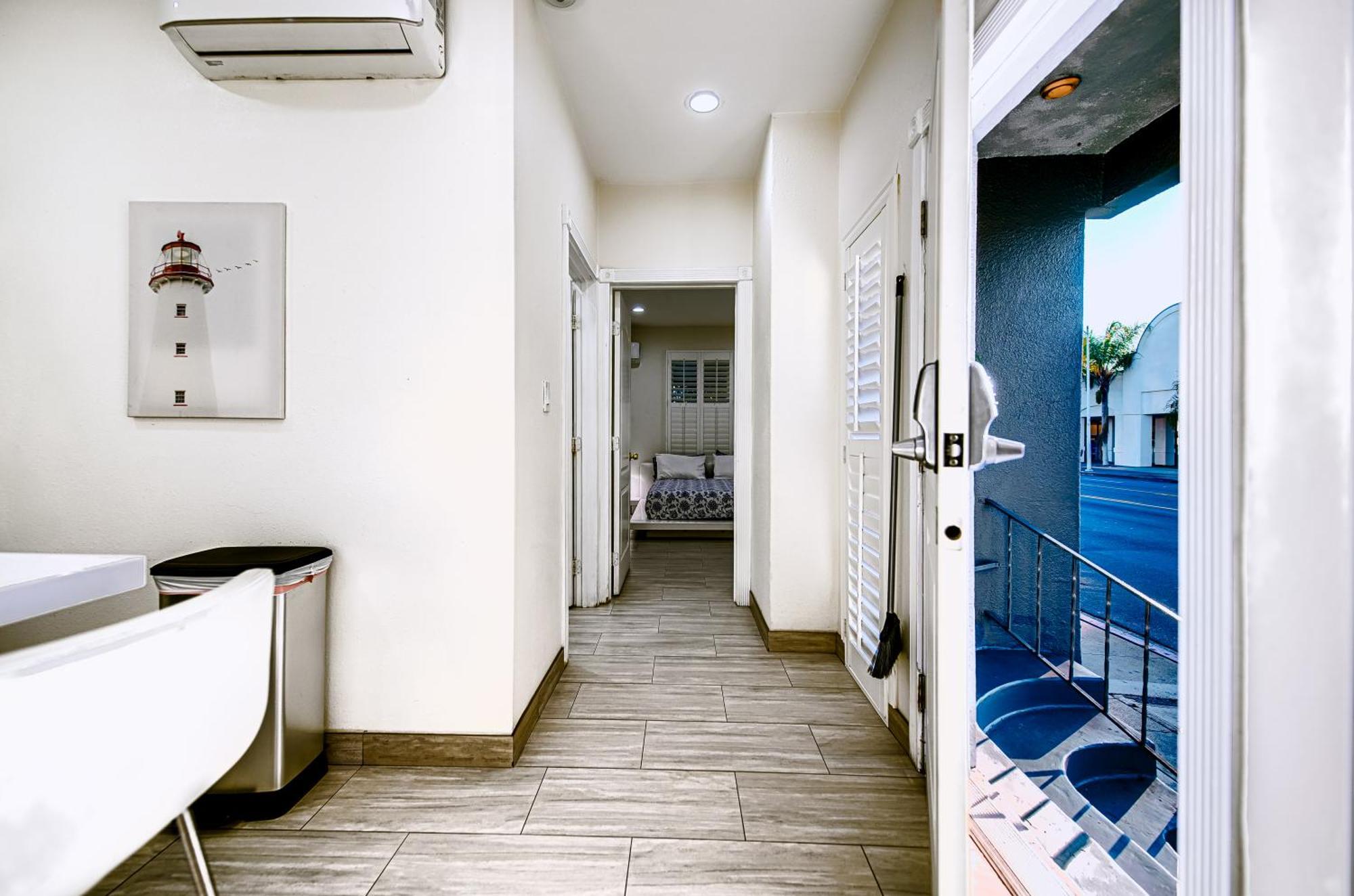 Stylish Modern Home, Ac, Parking & Near Fwys Santa Ana Exteriér fotografie